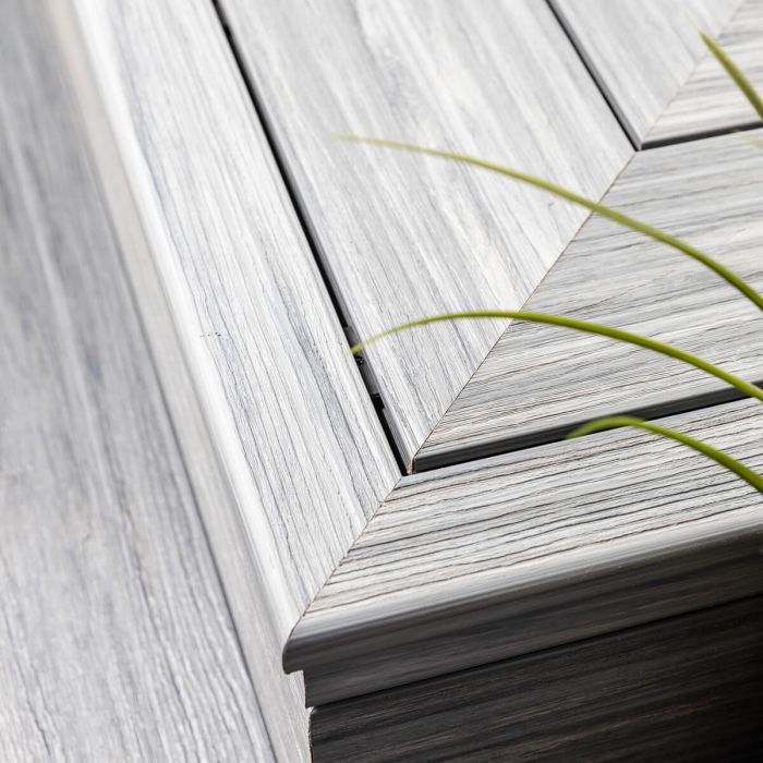 Deska kompozytowa zakończeniowa schodowa Premium Amber – dł. 2,8 m