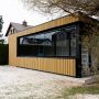 Venkovní lamelový obklad Trapéz Light Oak / Černý – 2,9 m