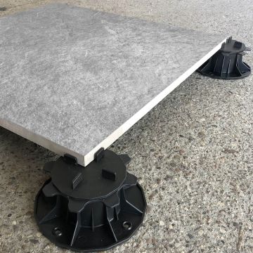 Keramická Dlažba na Terasu Quarzo Light Gray 60x60x2 cm