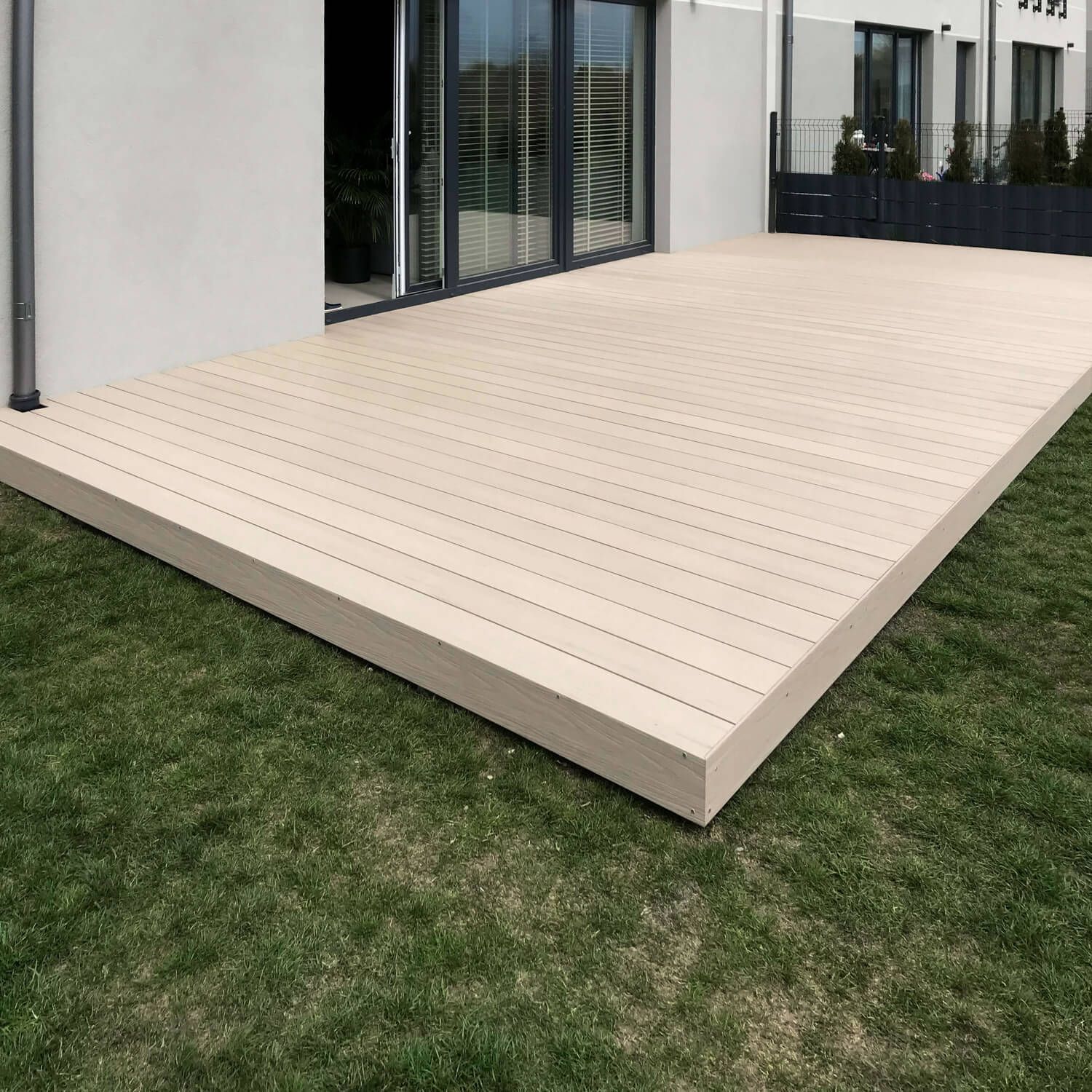 Deska Tarasowa Kompozytowa Premium Ecru / Dąb Jasny – dł. 3 m