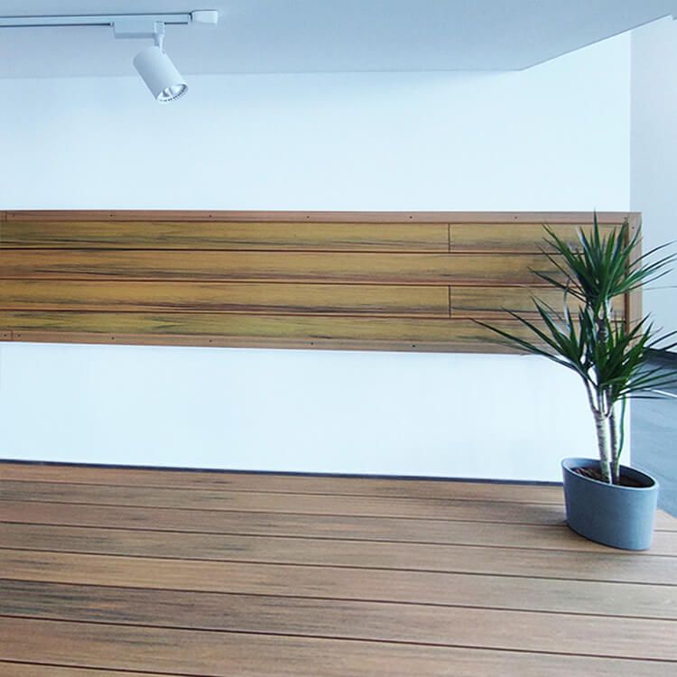 Deska Elewacyjna Kompozytowa Szczotkowana Premium Amber – dł. 2,9 m