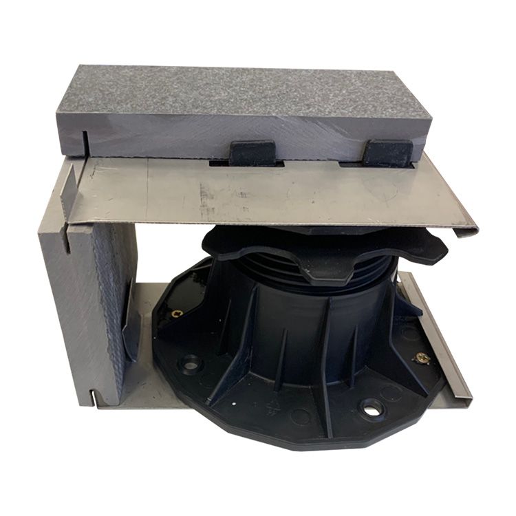 Element mocujący APC-1