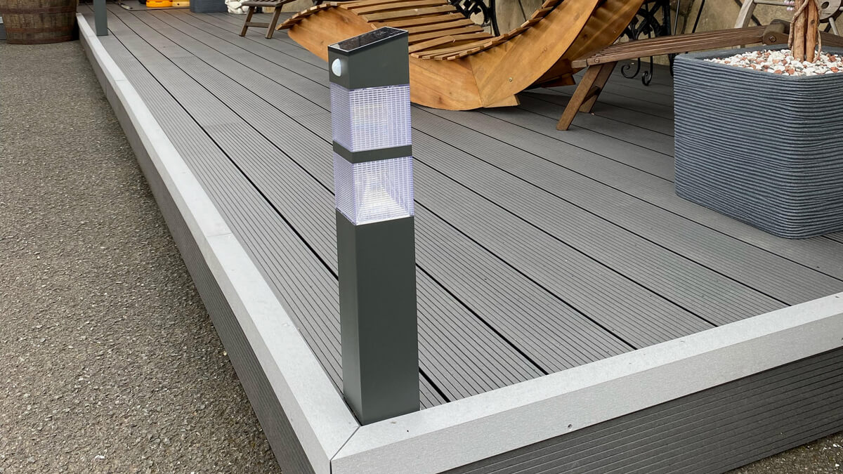 Terasa ve Varšavě - Terasové prkno Standard Antrazit