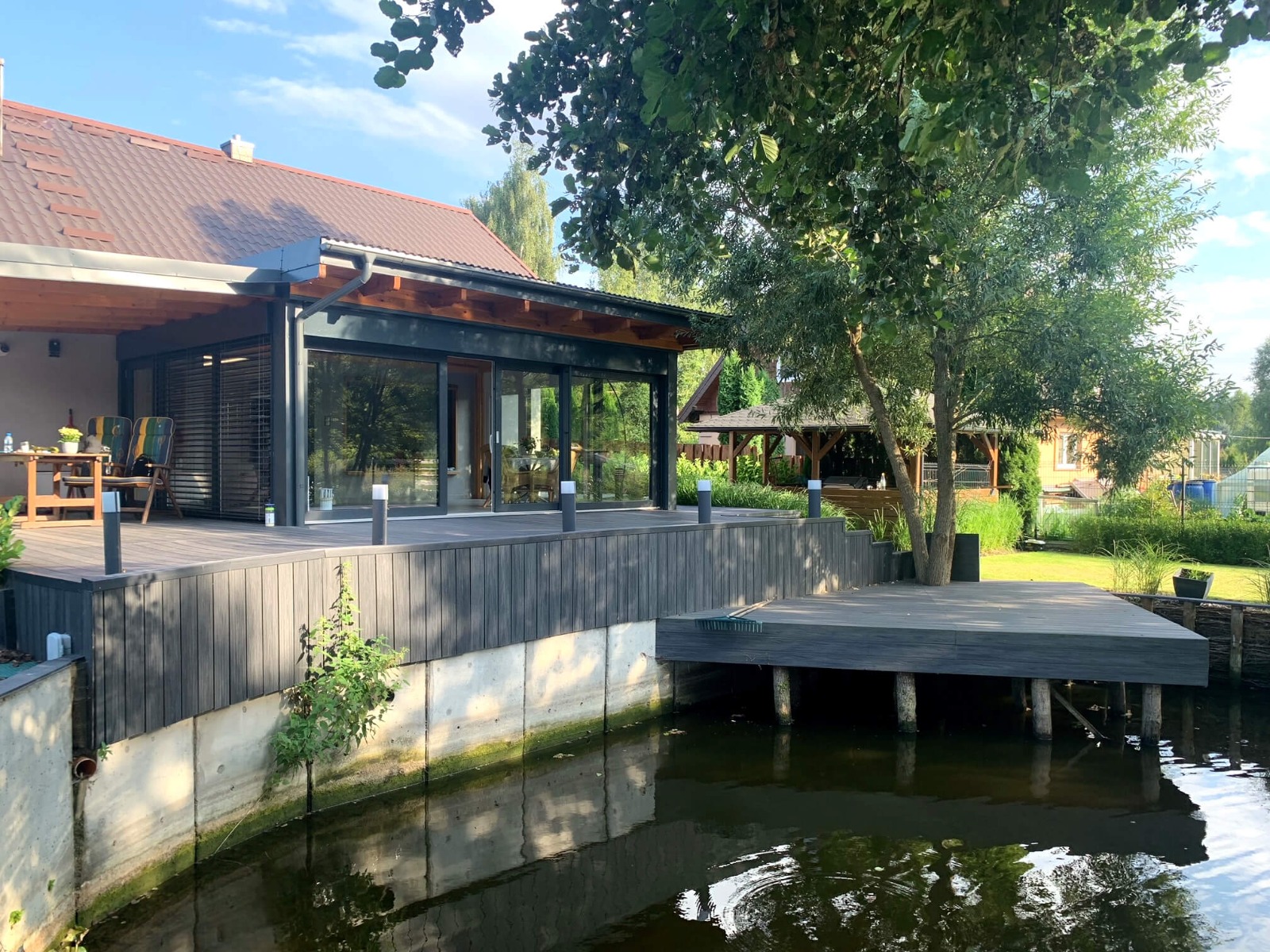 Velká terasa – Terasové prkno WPC Premium Antracit