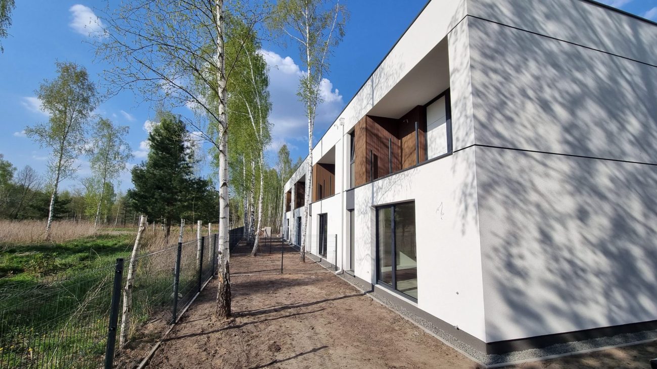 Fasáda budovy – venkovní lamely Premium Teak