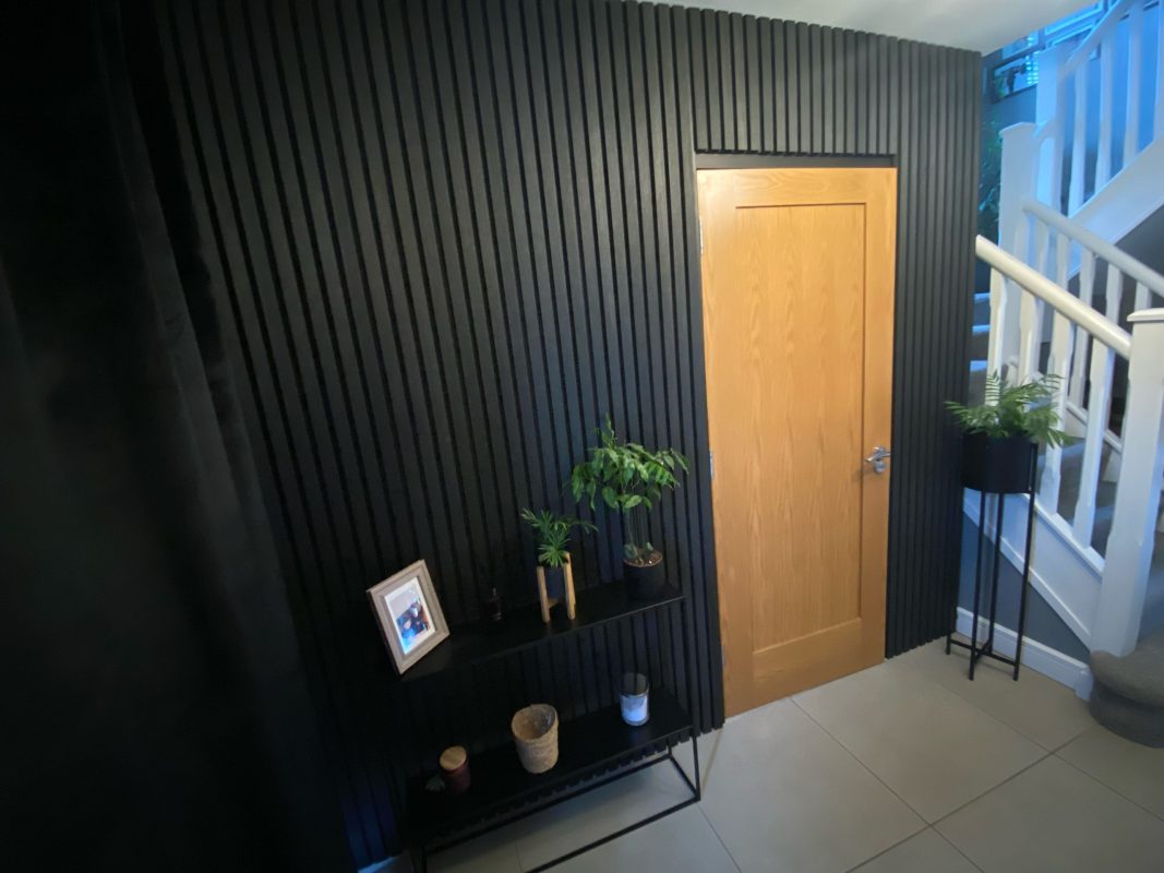 Interiérové kompozitní lamely – lamelové desky Graphite