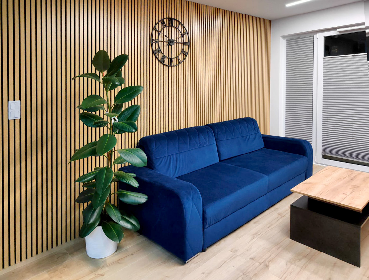 Design obývacího pokoje - Akustický Panel Lamelový na Plsti Světlý Dub