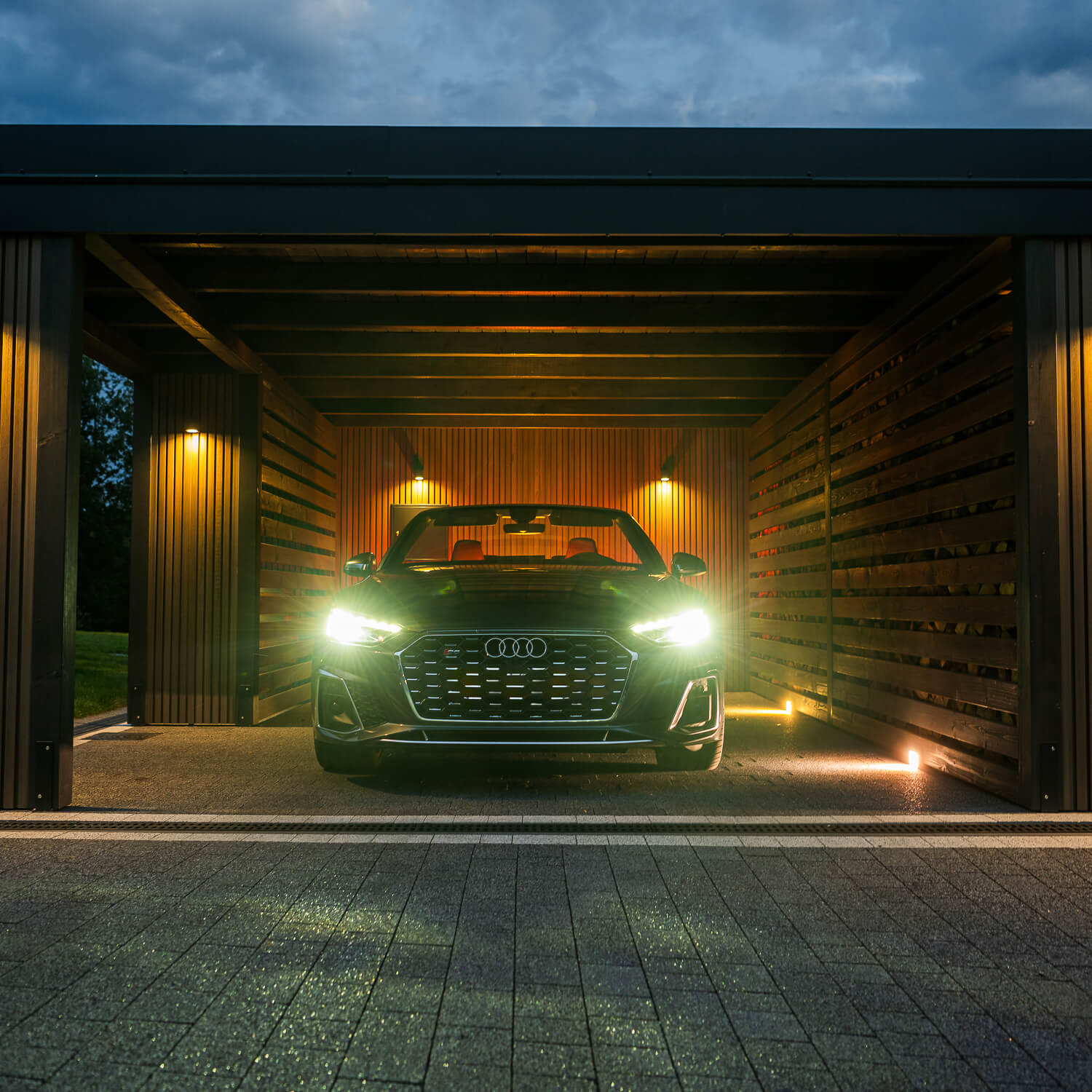Fasádní lamely Premium Dub Antický - moderní a elegantní carport