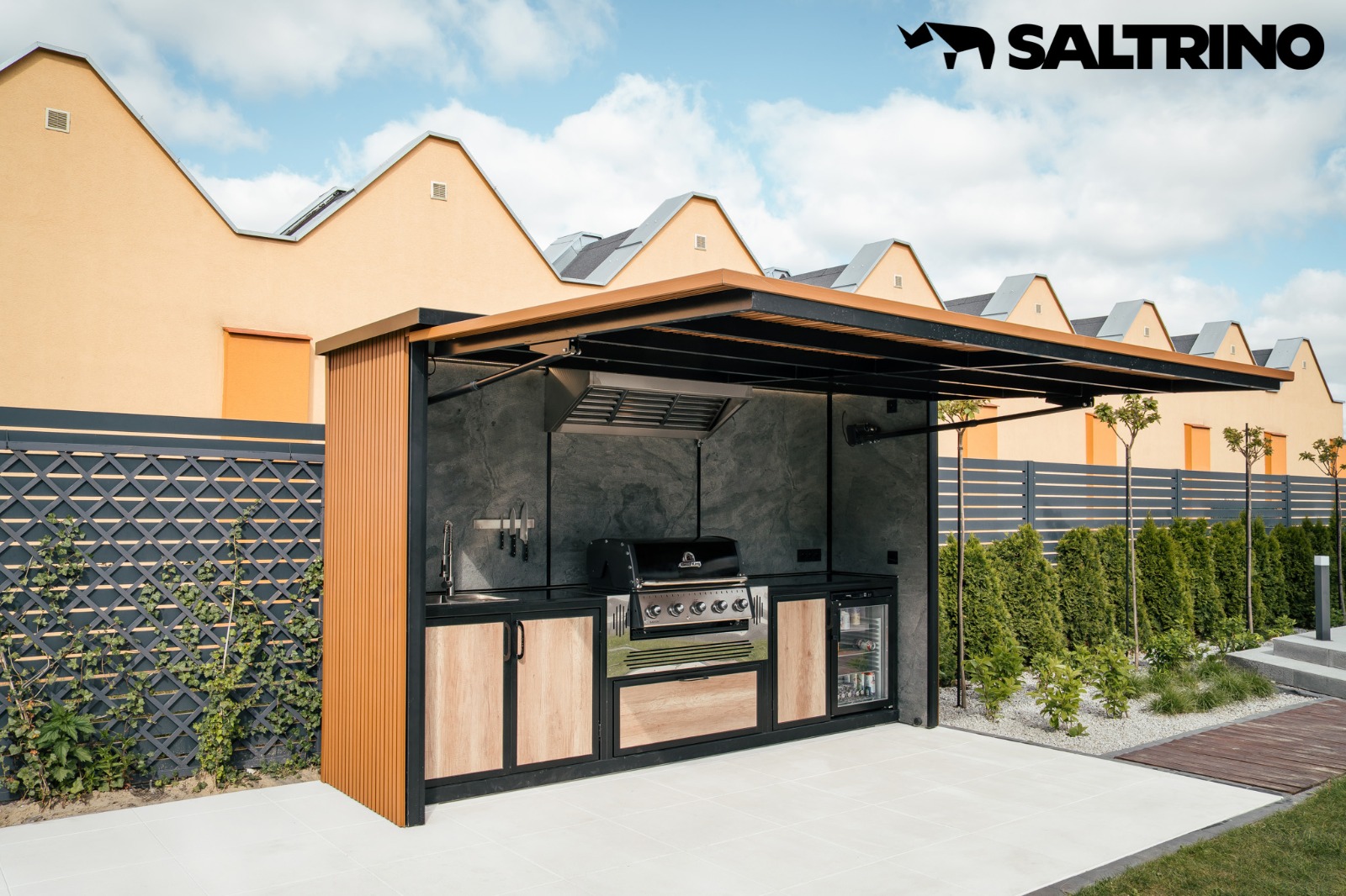 Moderní venkovní kuchyně z kompozitních lamel Premium Teak