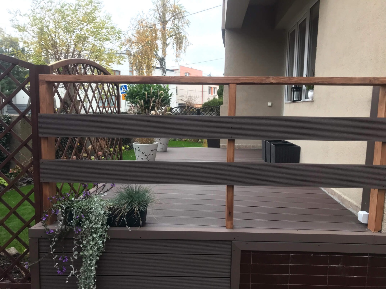 Schodiště z kompozitních prken Standard Brown