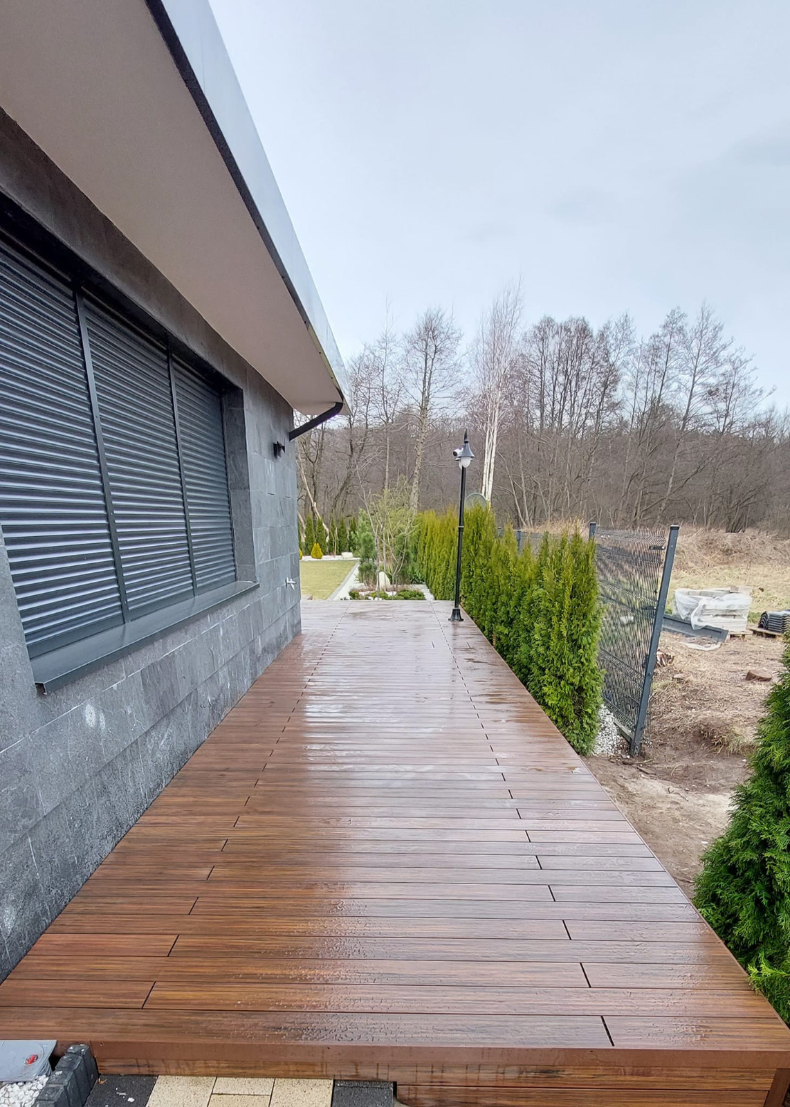 Terasa Premium Redwood – impozantní prostor s elegancí