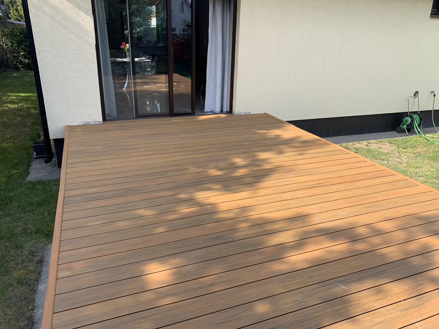 Terasa z kompozitních prken Premium Amber