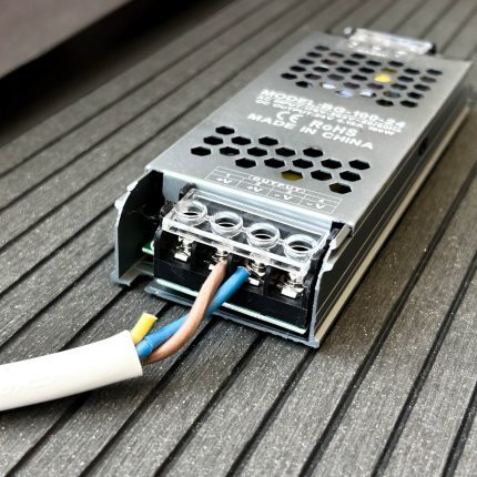 Napájecí zdroj pro lineární LED lampy do plotového sloupku – 24V | 100W